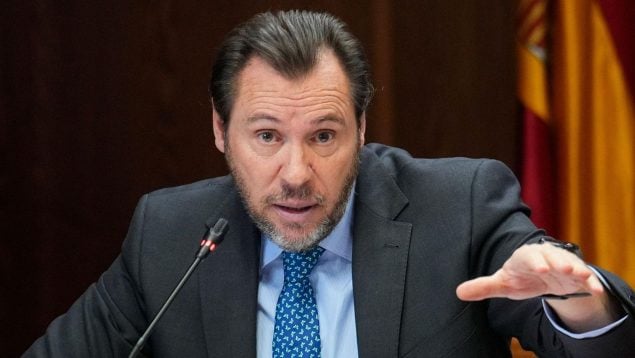 Óscar Puente, trenes, tren, AVE, Renfe, viajar de pie