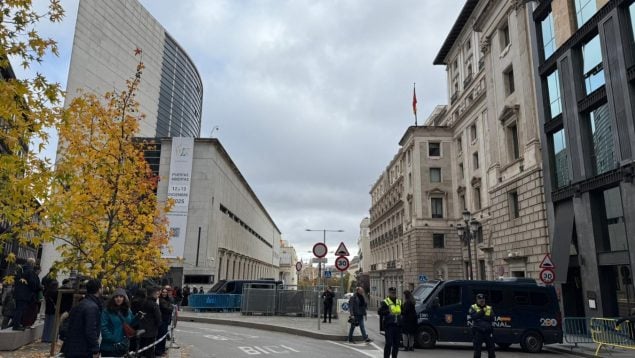 El Gobierno amplía el blindaje al Congreso para evitar los abucheos a Sánchez en el acto por la Constitución