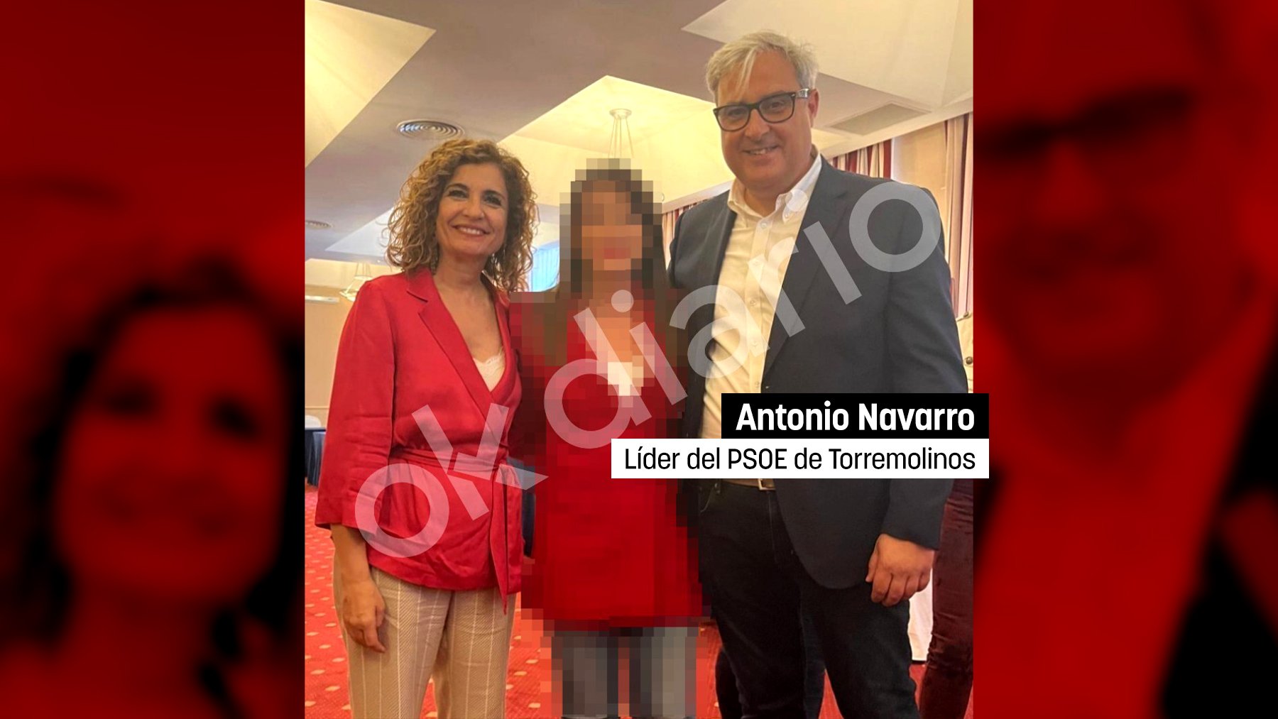 El líder del PSOE de Torremolinos acusado de acoso usa en su defensa una foto con Montero y la denunciante