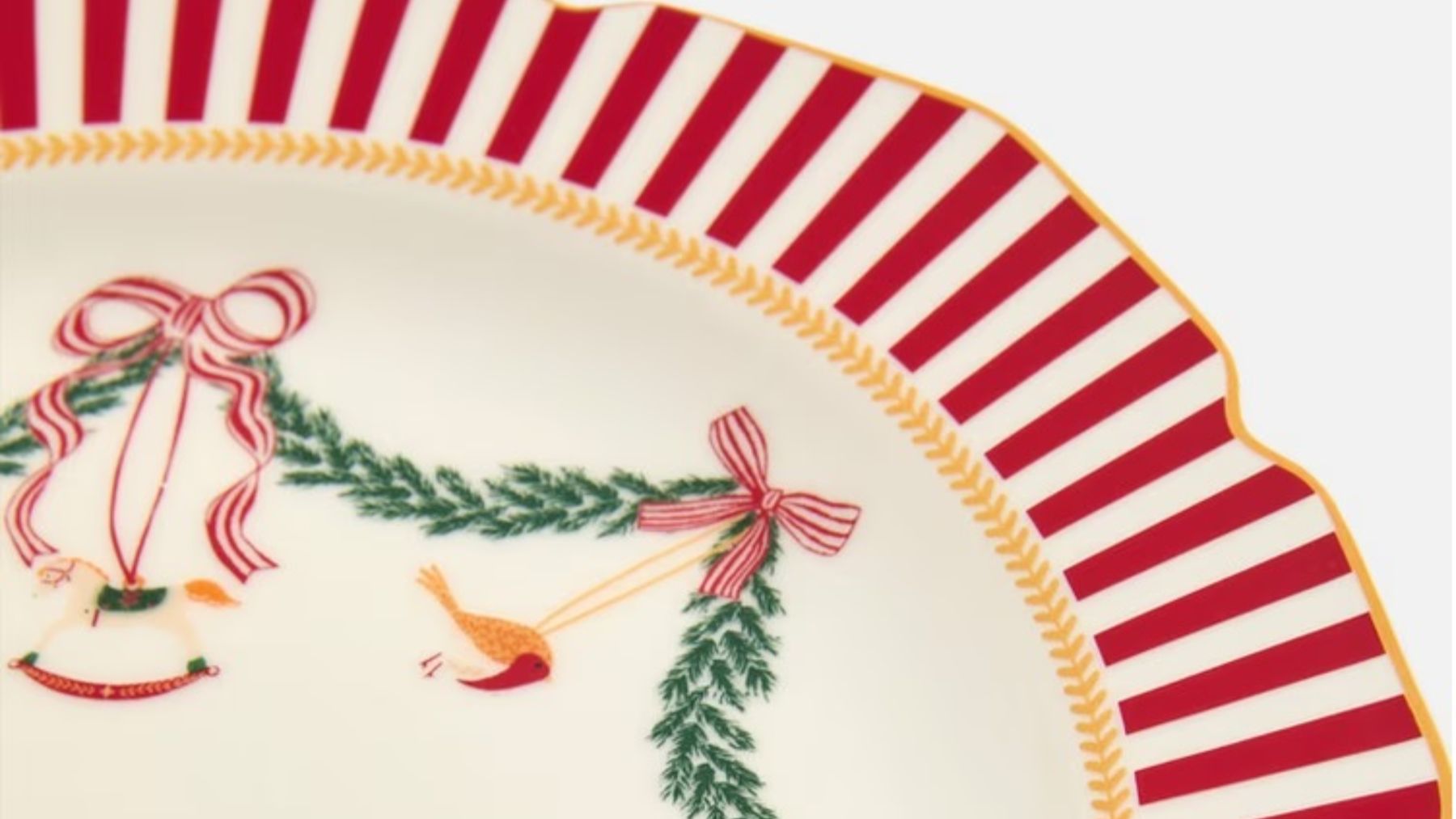 Detalle de plato navideño de Primark.