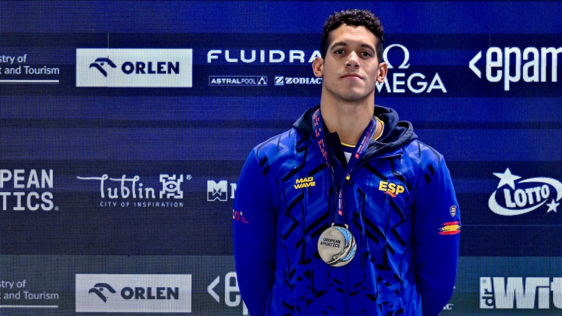 Hugo González se baña en oro y se proclama campeón de Europa en piscina corta