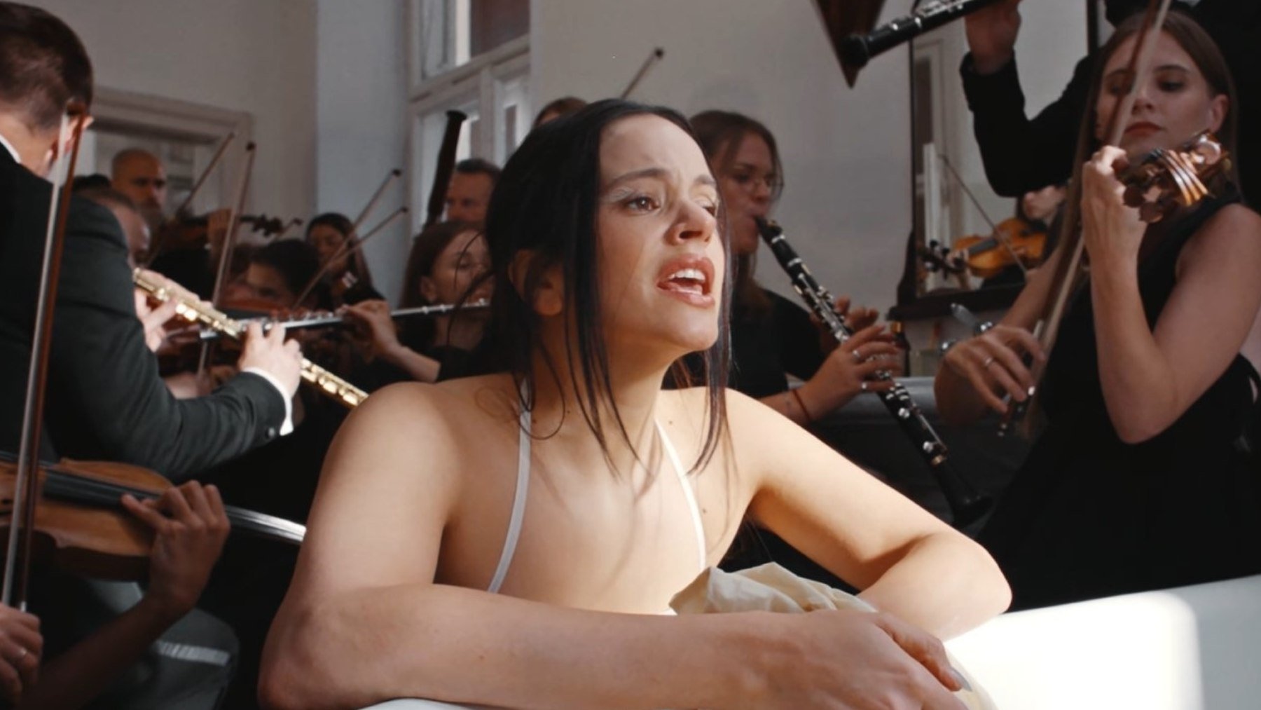 Así es cómo puedes conseguir entradas para el concierto de Rosalía en Madrid: precio, fechas y dónde comprar