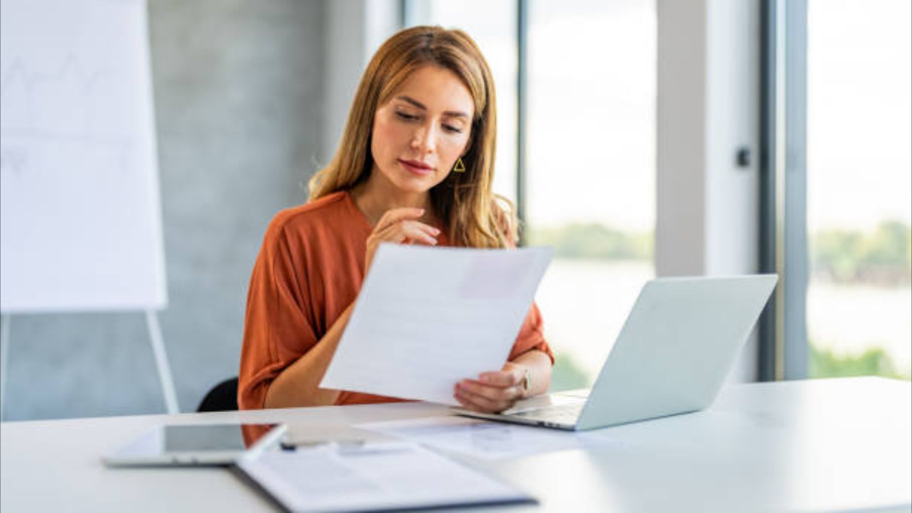 El BOE lo confirma: te van a bajar el sueldo a partir del 1 de enero y esto es lo que vas a cobrar