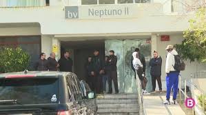 Complejo Bellevue, okupado en el Port d’Alcúdia.