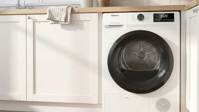 Secadora Hisense DHQE800BW2