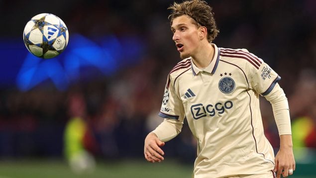 Un jugador del Ajax en un partido de Champions. (Getty Images)