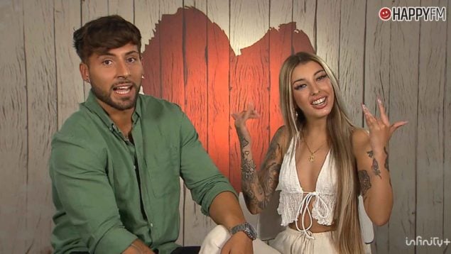 Alba y Enrique en su cita en First Dates (Mediaset).