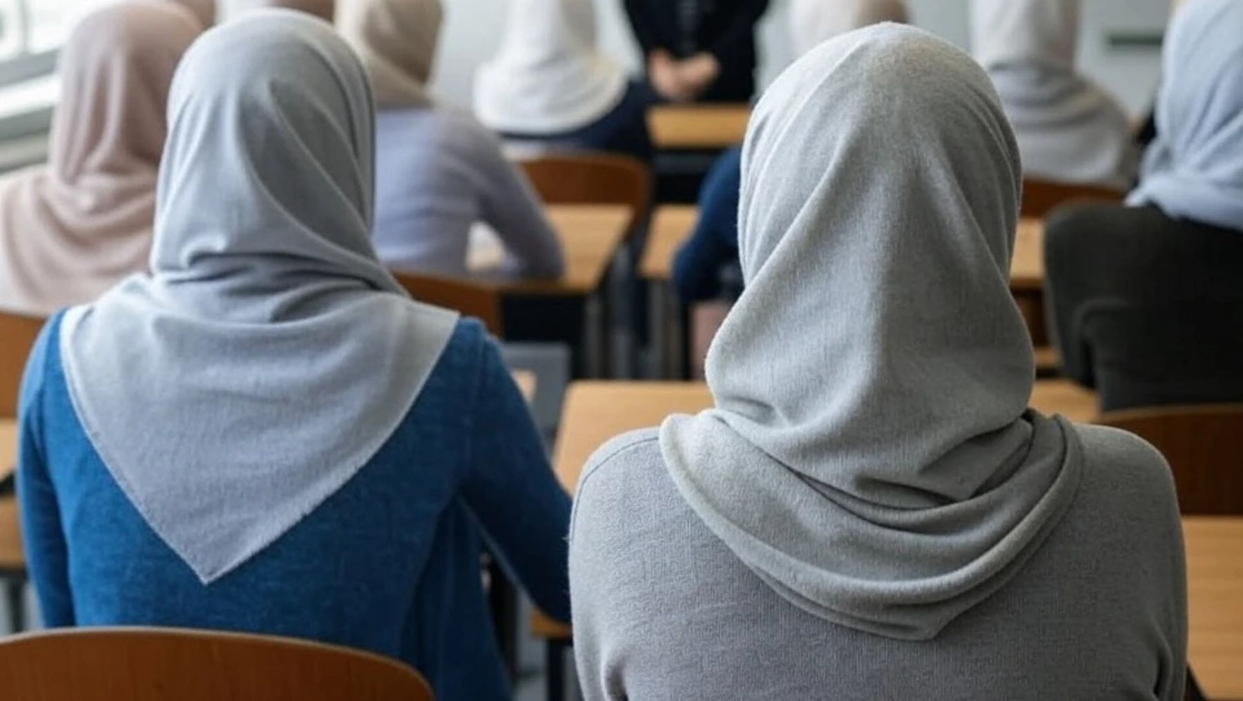 Prohíben el uso del velo islámico en los colegios de Austria a las menores de 14 años