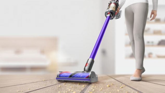 No necesitas un robot aspirador: esta aspiradora sin cable es más barata y también te ayuda a ahorrar tiempo