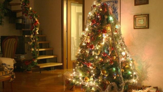 Una casa decorada de Navidad