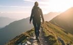 Una mujer haciendo trekking, Lidl
