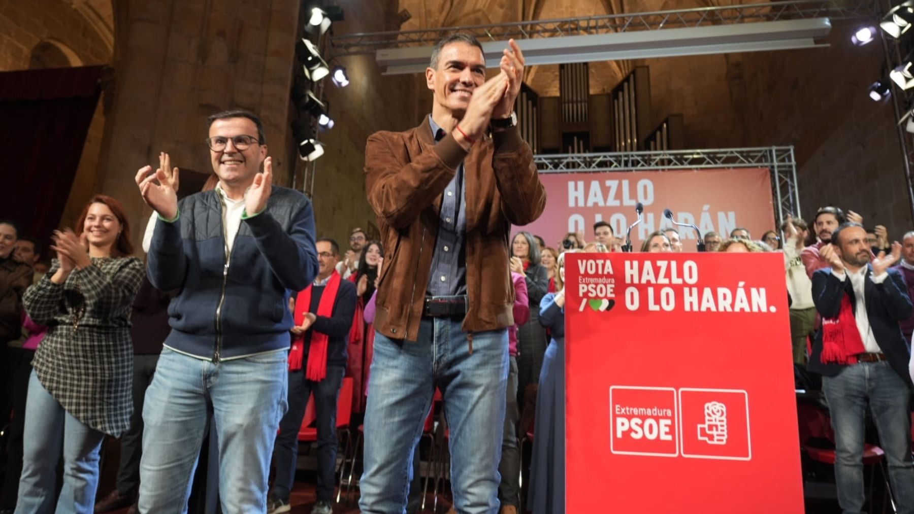 Nuevo ridículo de Sánchez: presume de feminismo y transparencia entre escándalos por acoso y corrupción
