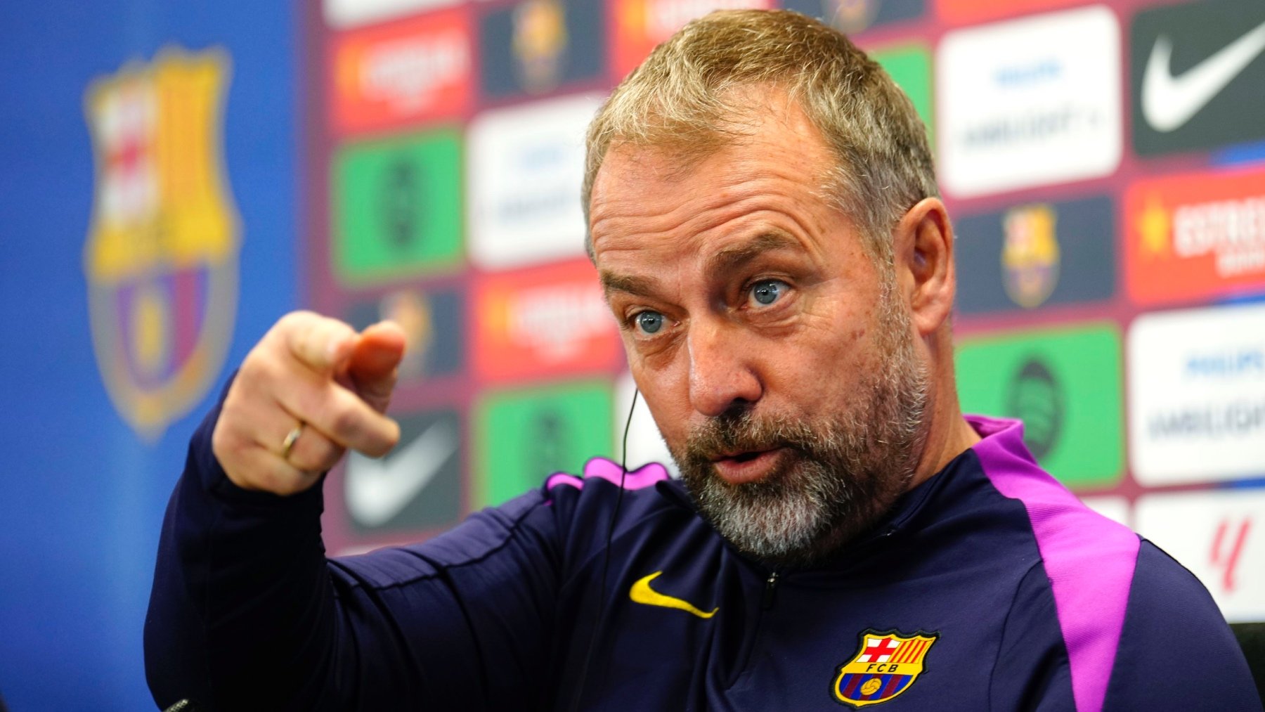 Flick y el debate de la portería en Copa: Szczesny jugó la temporada pasada y ganamos tres títulos