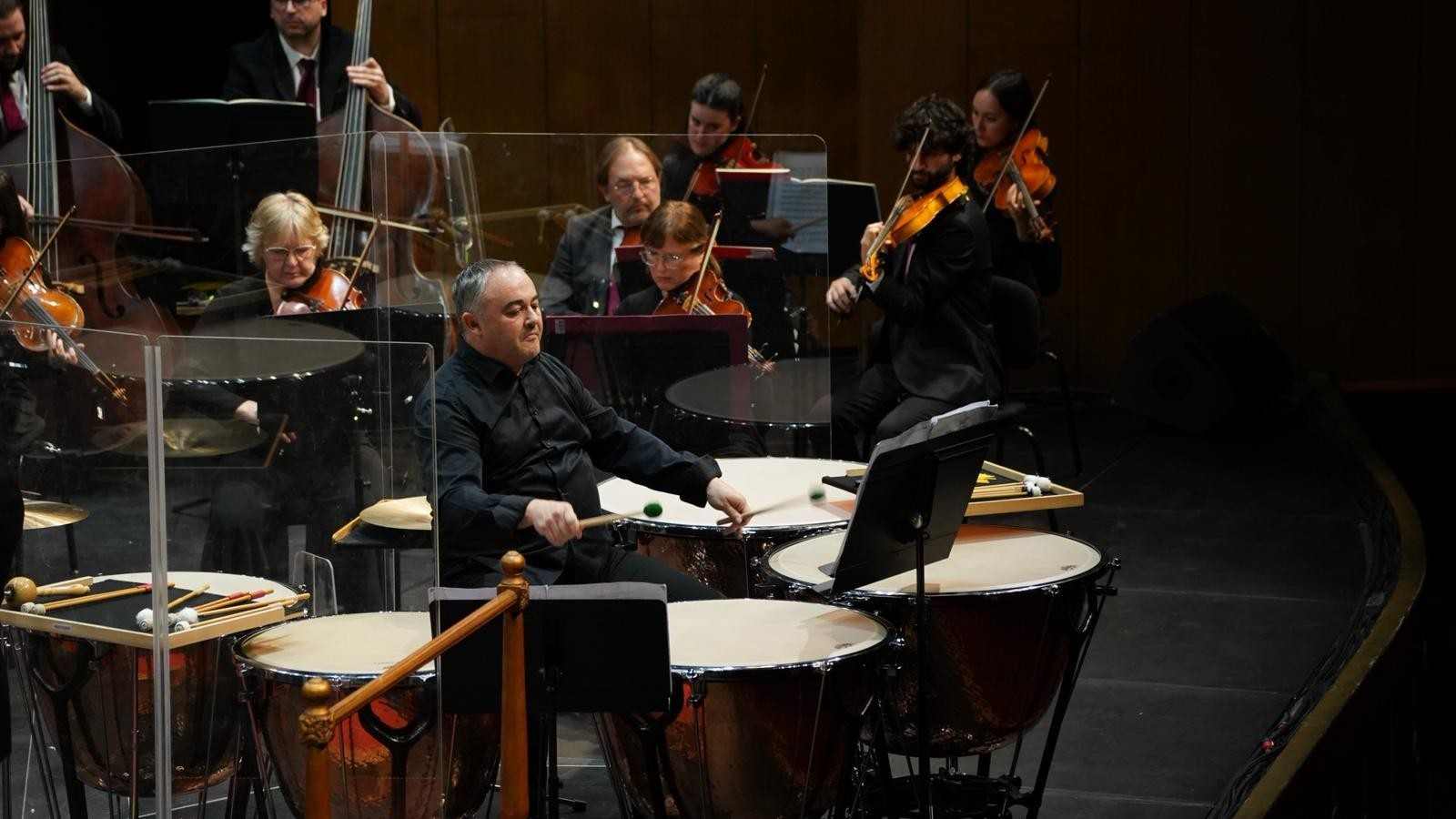 Javier Eguillor con la Orquesta Sinfónica de Baleares.