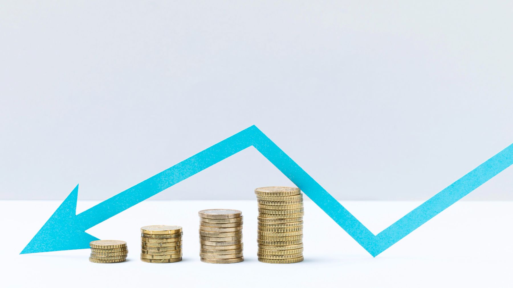 Palo a los jubilados: la subida de las pensiones de 2026 va a ser la peor y ésta es la razón