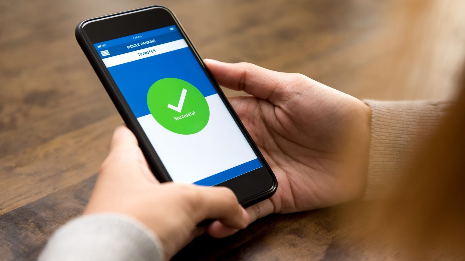 Adiós a ayudar a tus hijos con la hipoteca: aunque le des 300 euros Hacienda va a ir a por ti y lo dice una experta