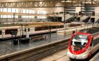 Un tren en una estación aragonesa.
