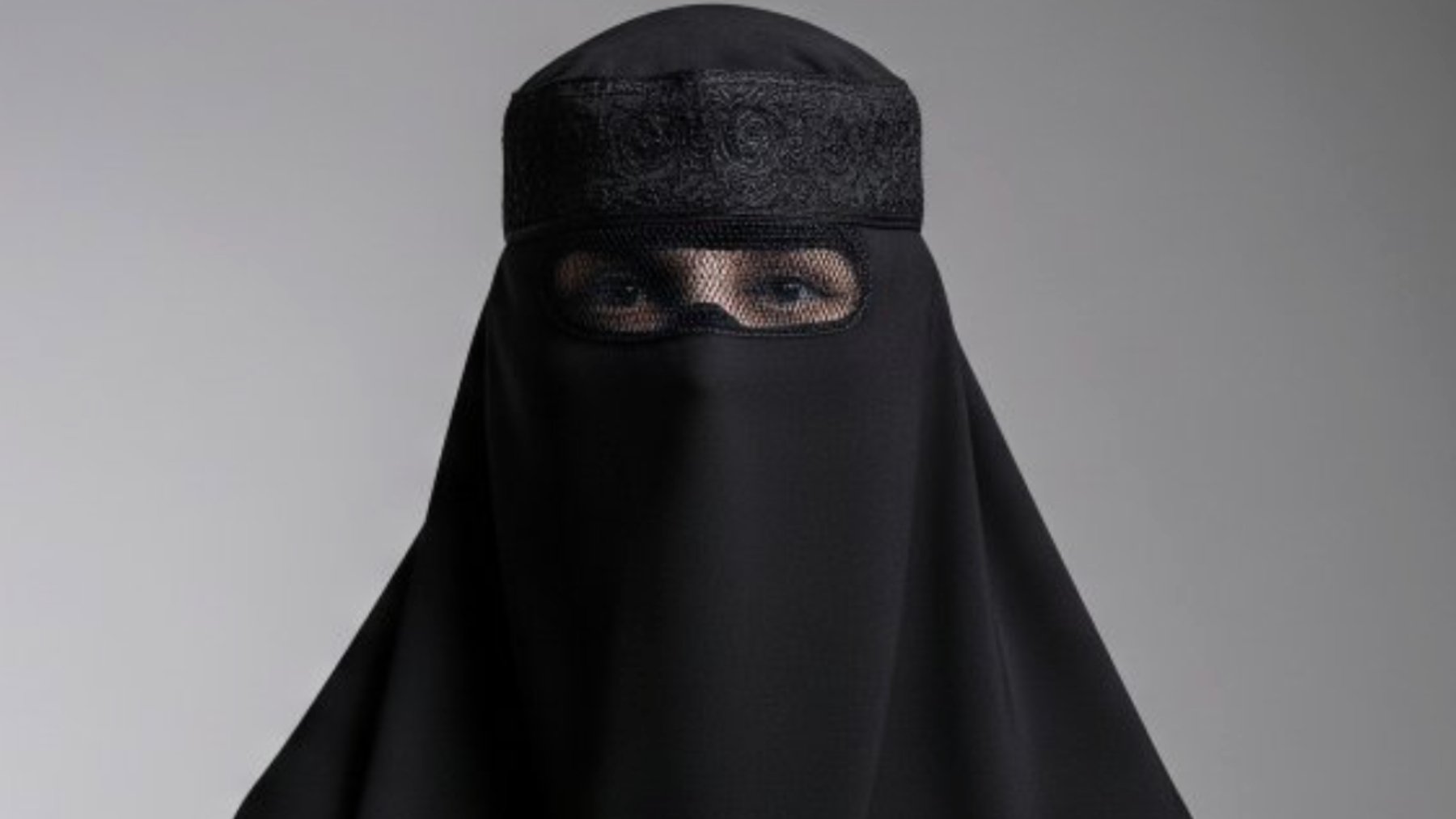 Dinamarca ampliará la prohibición del velo integral a escuelas y universidades