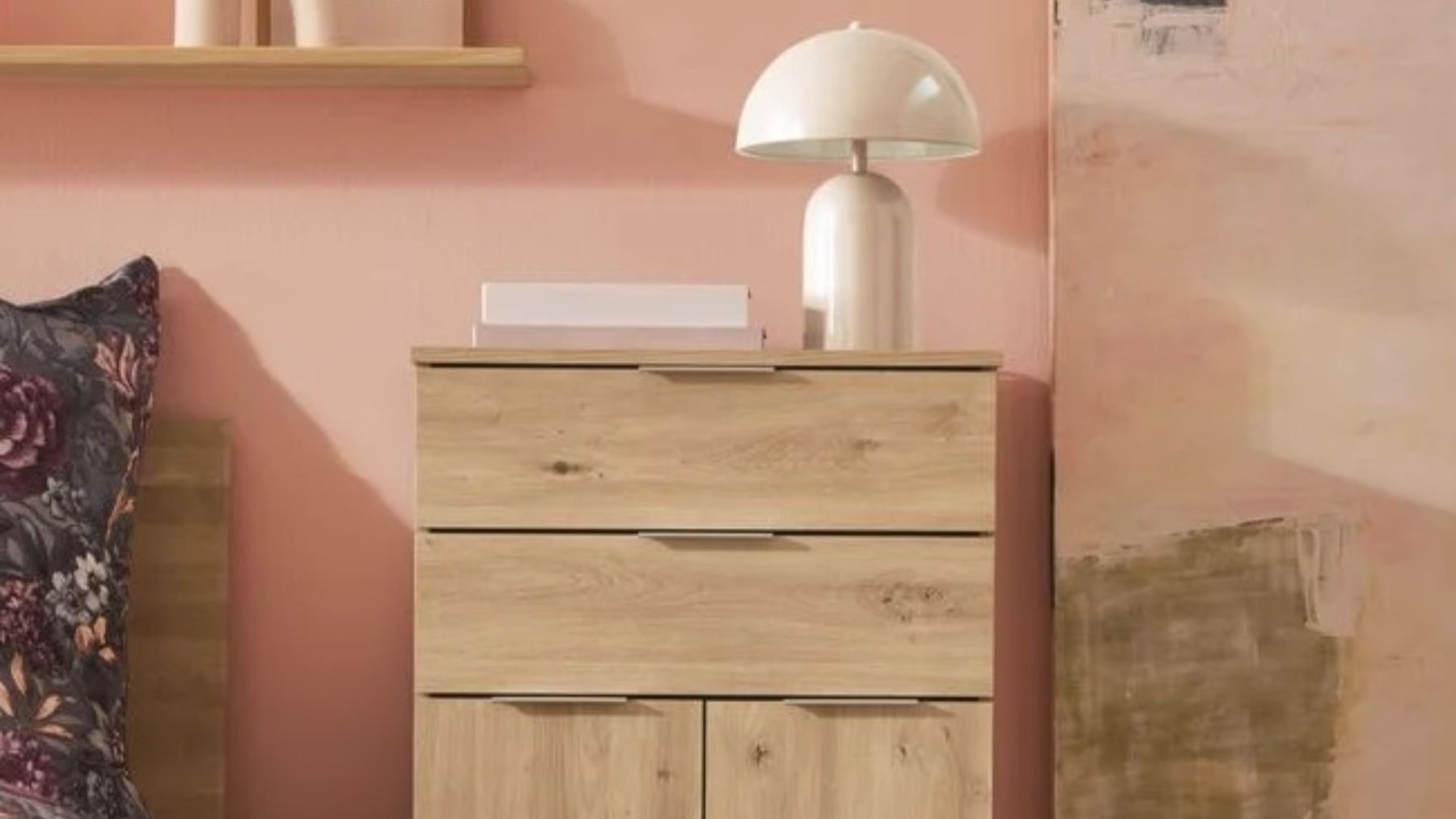 Lidl lo vuelve a hacer: la cómoda alta de madera que parece de boutique y cuesta menos de 55 euros