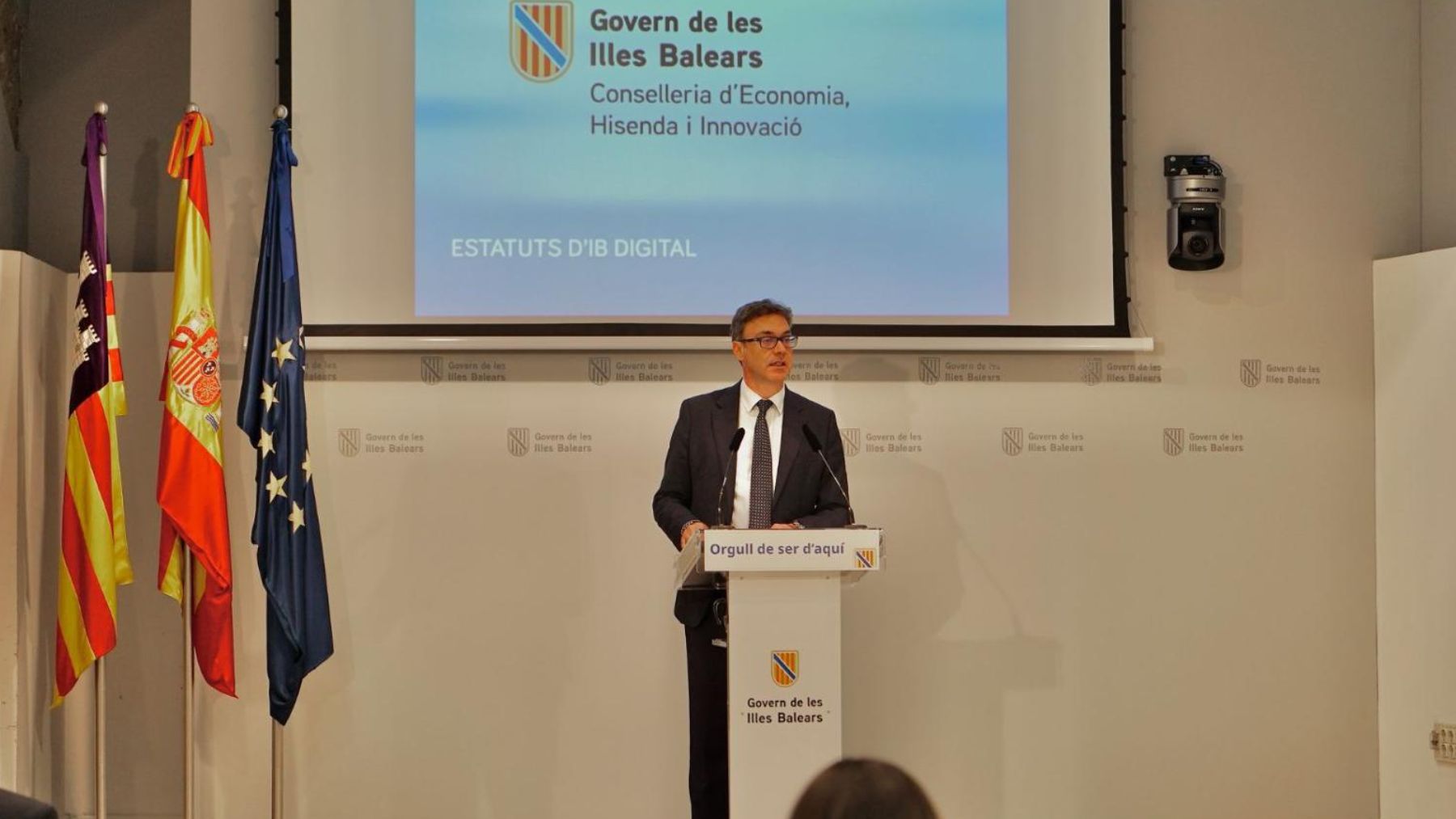 El Govern califica de agresivo el comportamiento de Negueruela con la diputada de Vox De las Heras