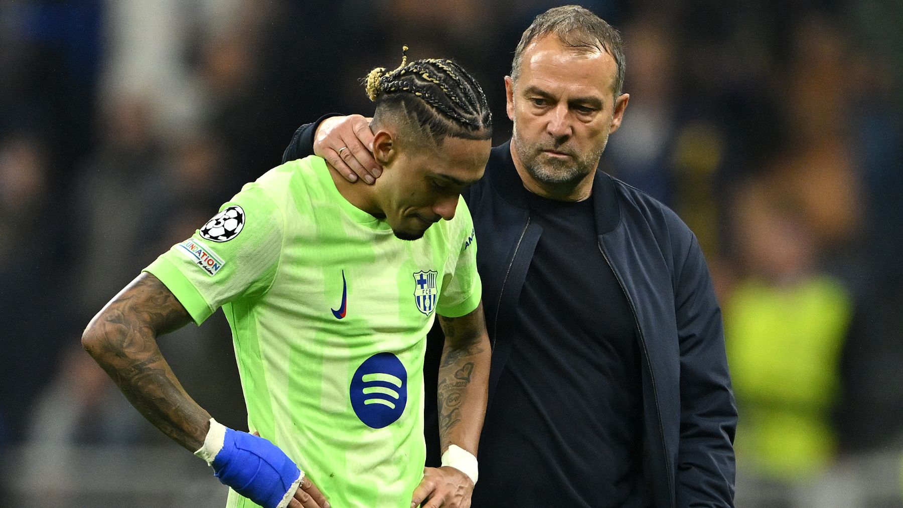 Flick arremete contra la FIFA: Es una broma de mal gusto no incluir a Raphinha en el mejor once del año