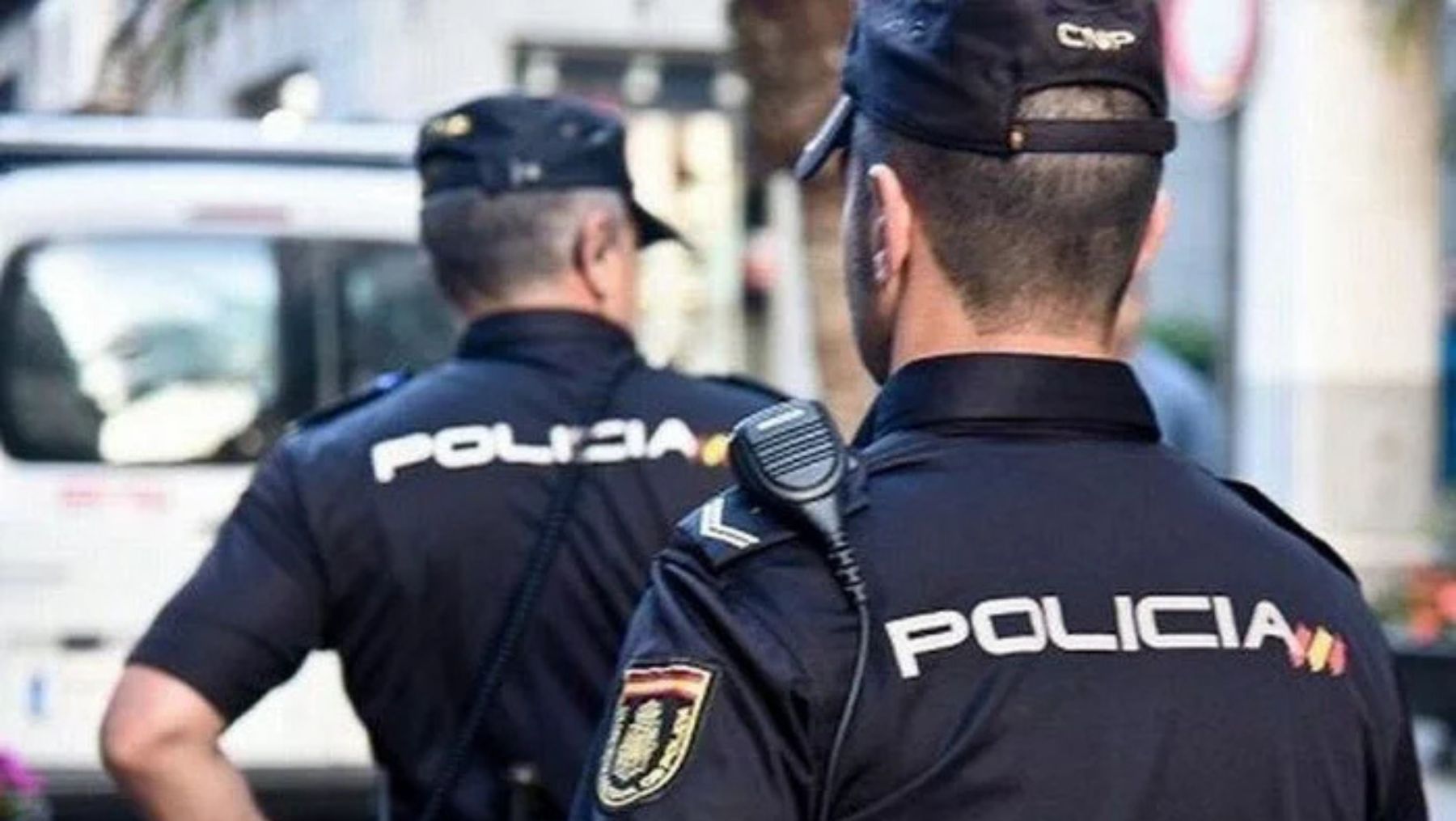 Un hombre se atrinchera con una pistola tras agredir a su familia en su casa de Chamberí (Madrid)