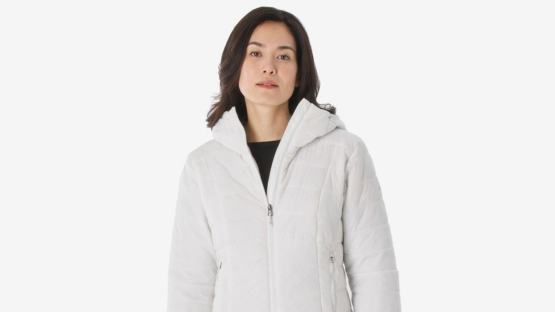 La chaqueta acolchada de Decathlon perfecta para tus días en la nieve: más de 5.000 reseñas no pueden estar equivocadas