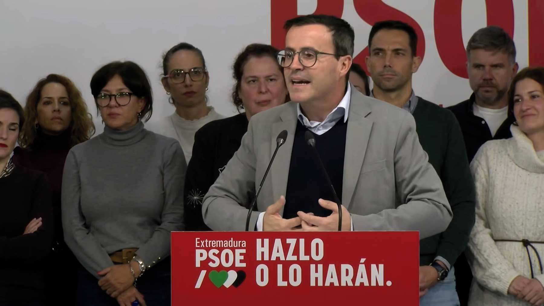 Gallardo culpa de su descalabro histórico a los pseudomedios y se niega a dejar su acta de diputado