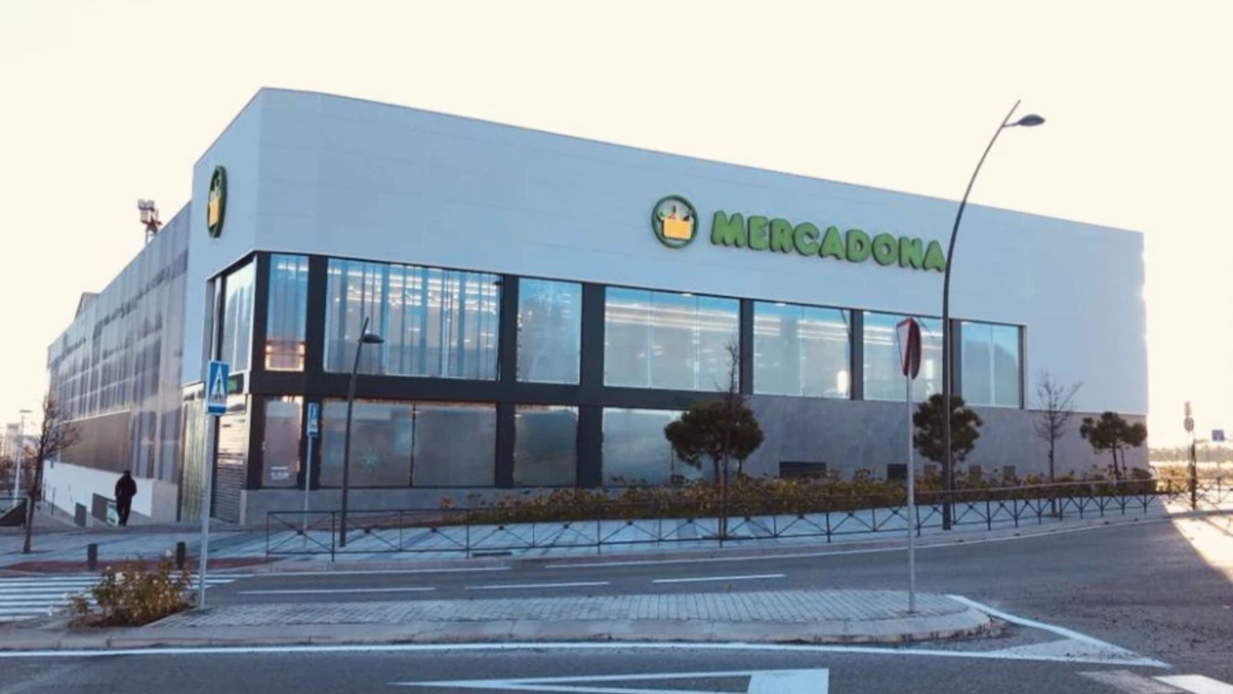 Supermercados abiertos hoy en Madrid: horario y a que hora cierran Mercadona, Alcampo, Lidl, Dia...