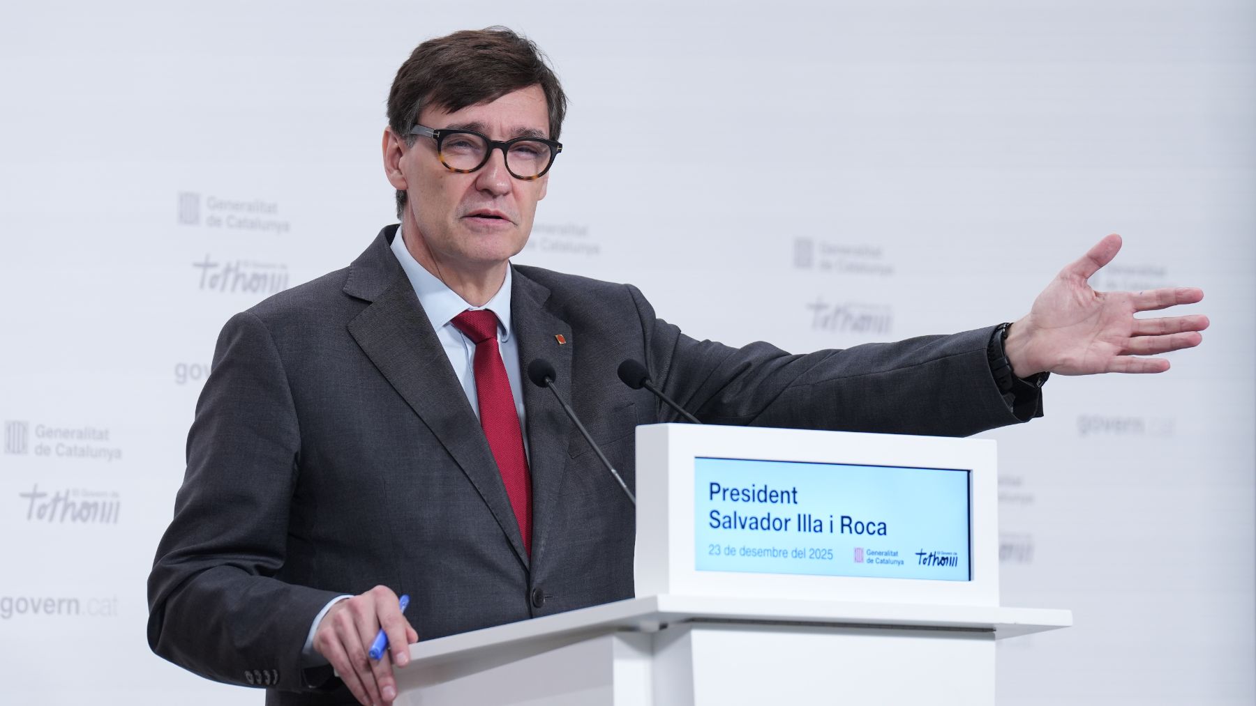 Illa intenta desmarcarse de Sánchez: Somos partidos diferentes, no nos afecta la corrupción