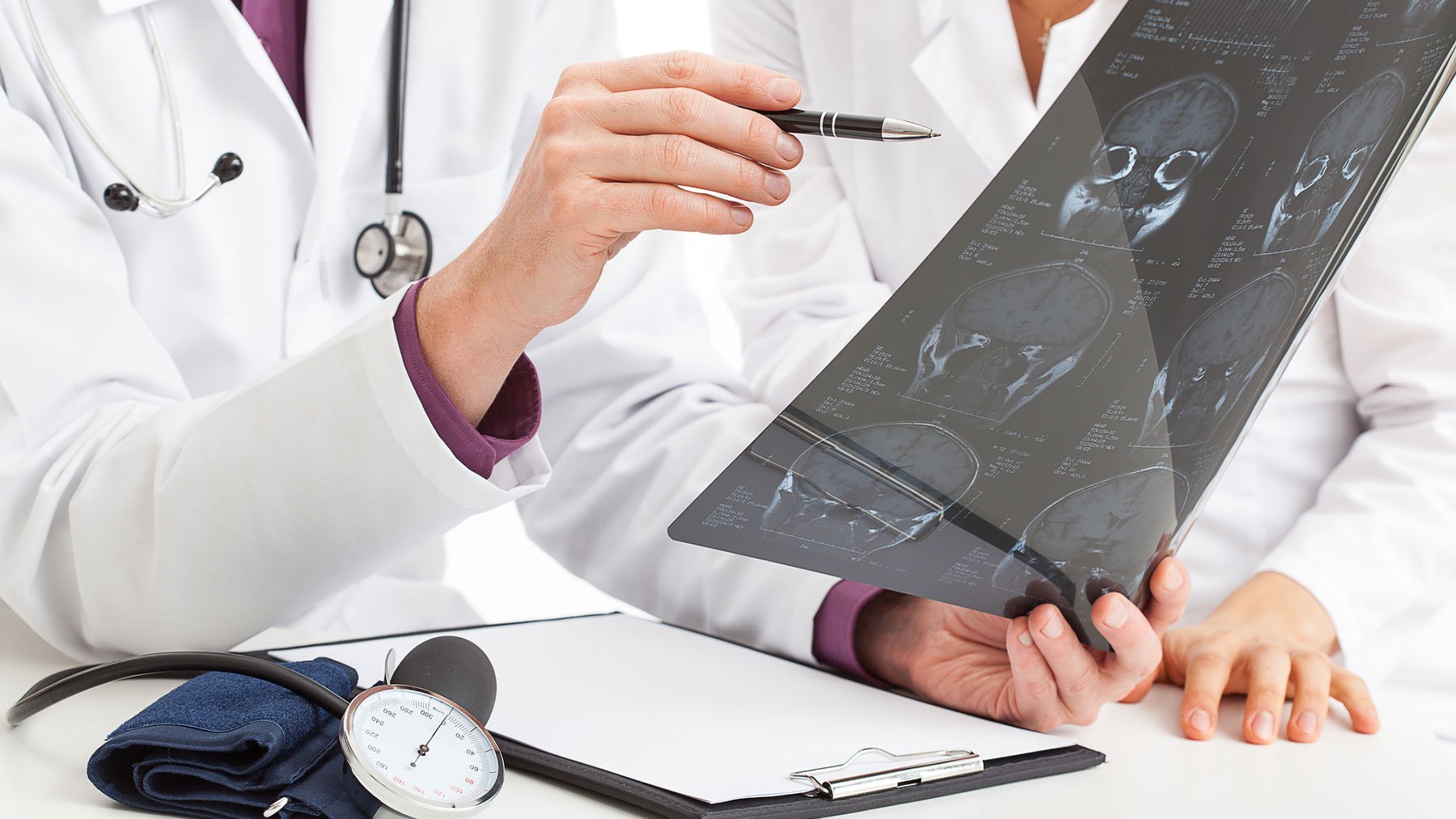 ¿Quieres prevenir la demencia?: el secreto está en controlar la hipertensión