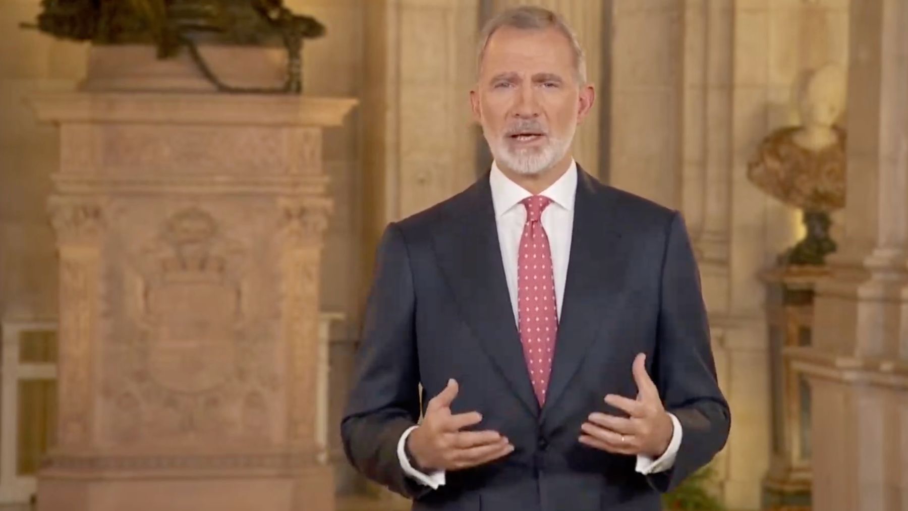 El Rey elogia la Transición sin mencionar a Juan Carlos I, expatriado en Abu Dabi por sus escándalos