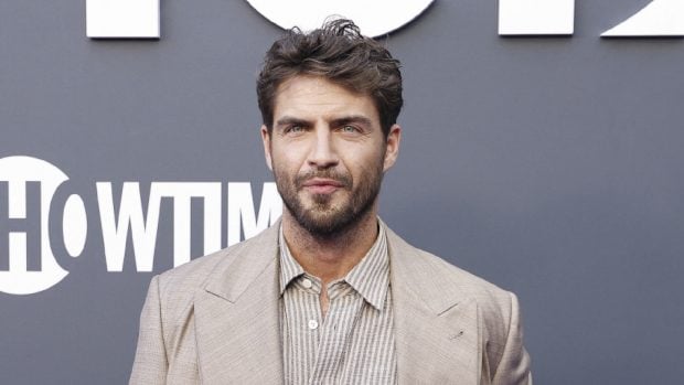 maxi iglesias, famosos guapos 2025,