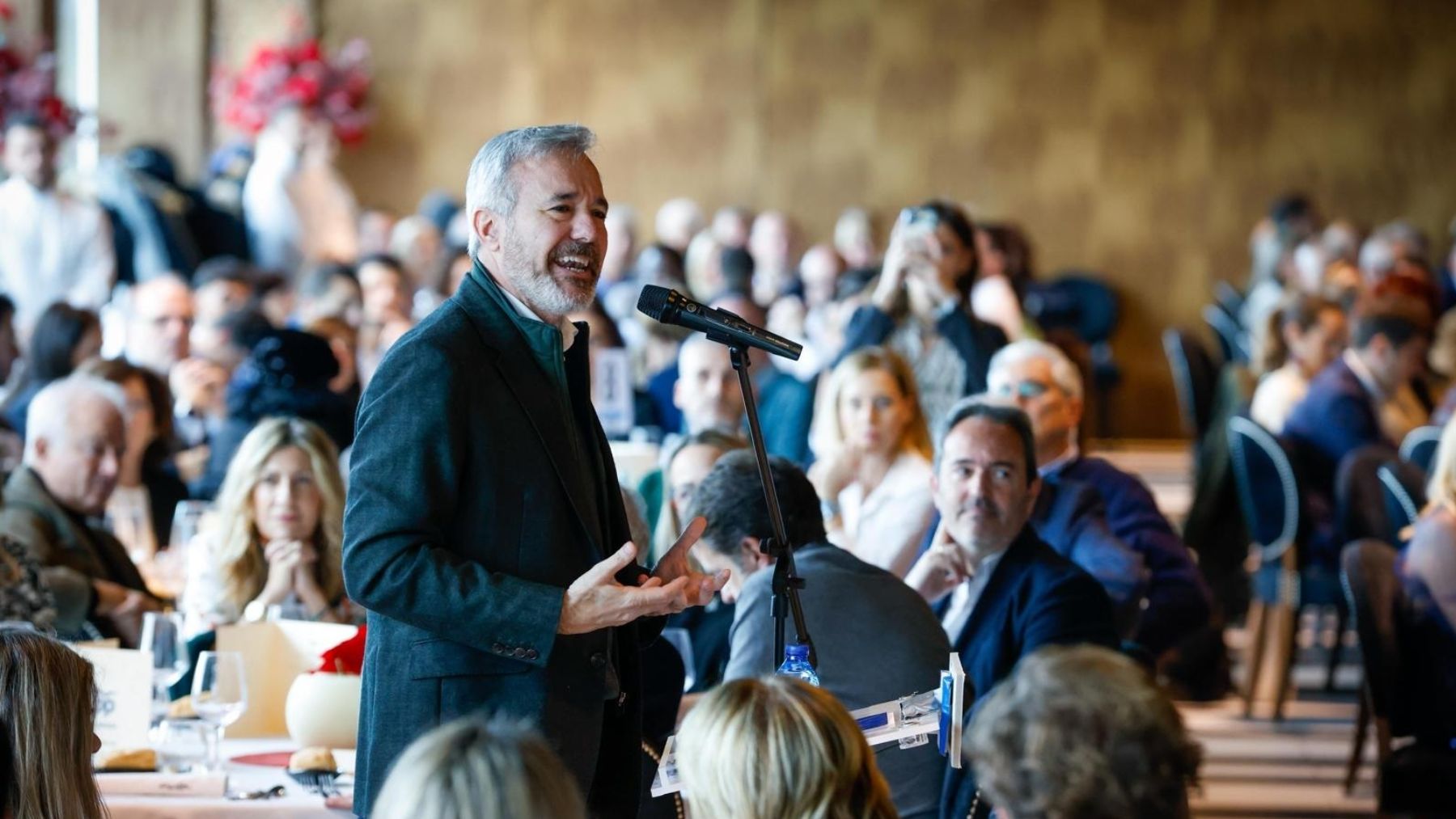 Azcón evitará una campaña de