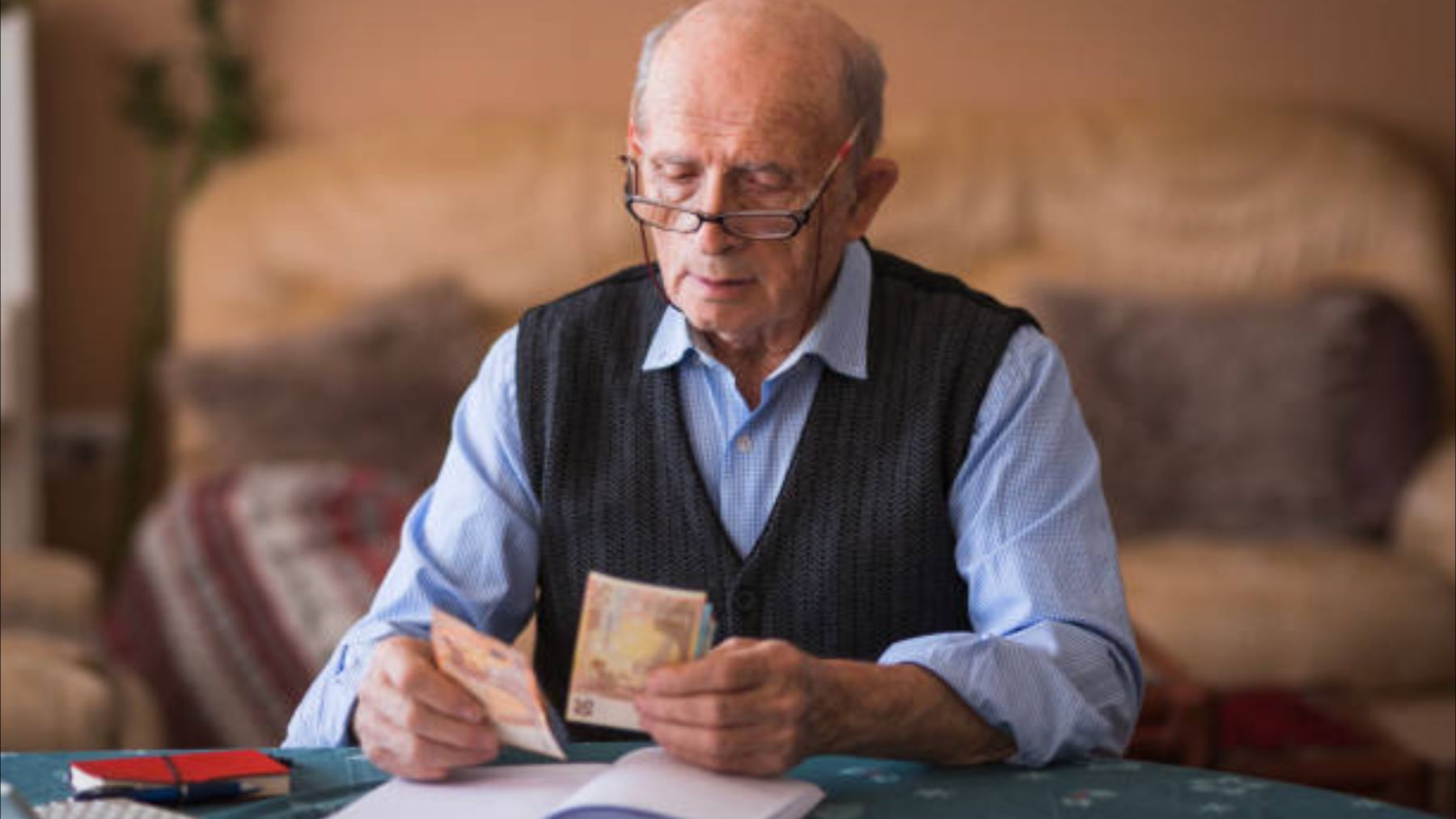 El giro en las pensiones que llega en 2026: el Gobierno cambia las normas y es oficial