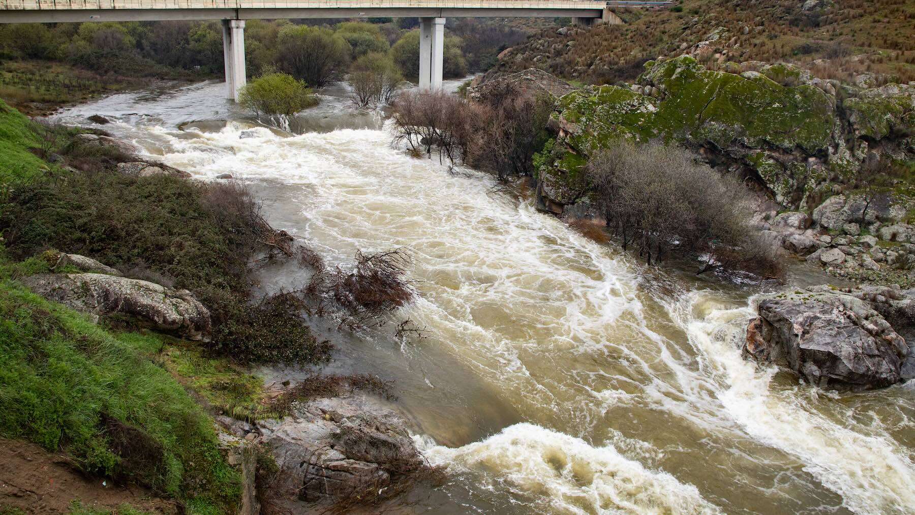 La alerta por inundaciones se extiende a la cuenca del Ebro: se temen desbordamientos en Teruel