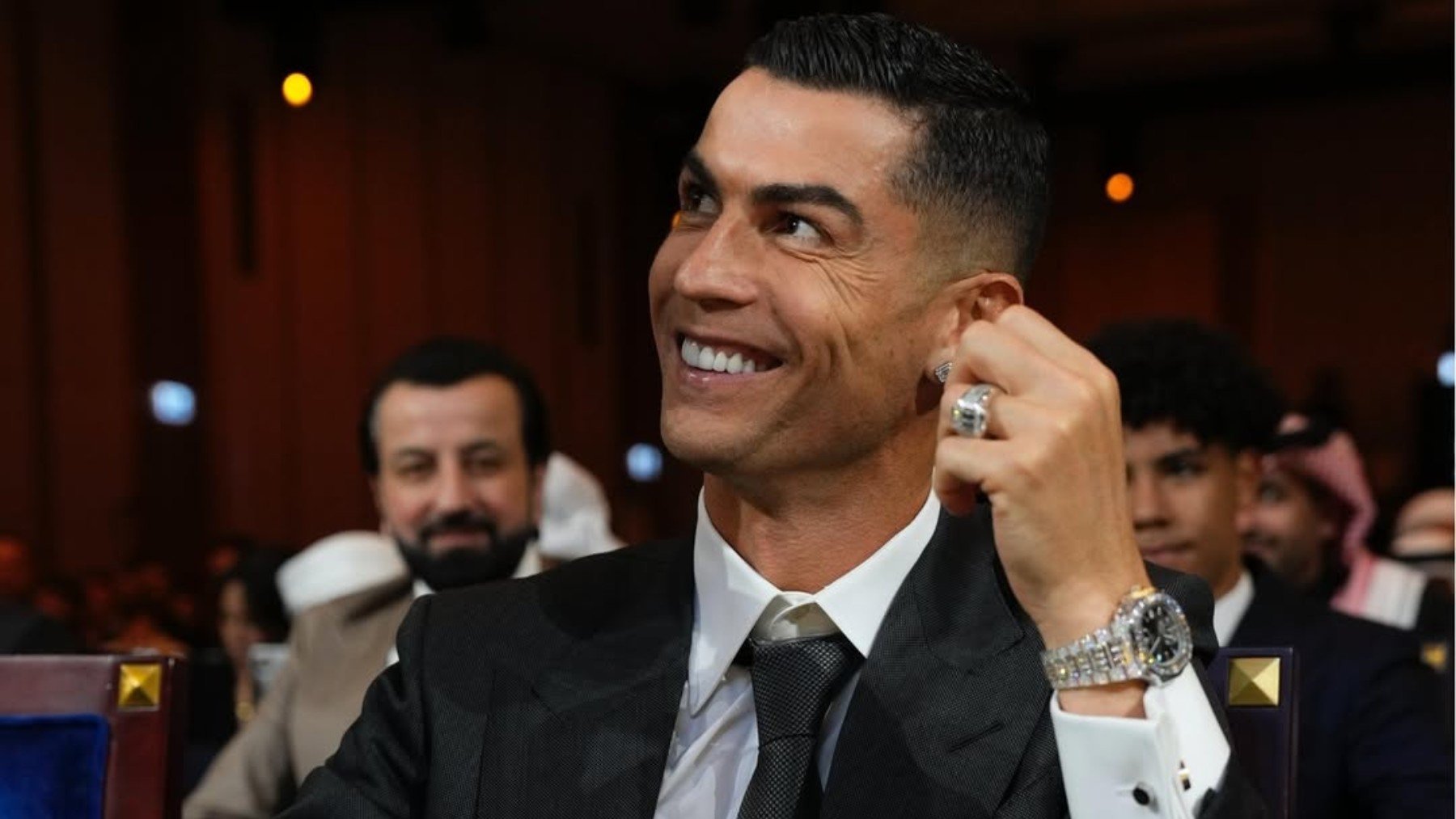 Cristiano Ronaldo se niega a retirarse: «Es duro seguir, pero quiero llegara la cifra que todos sabéis»