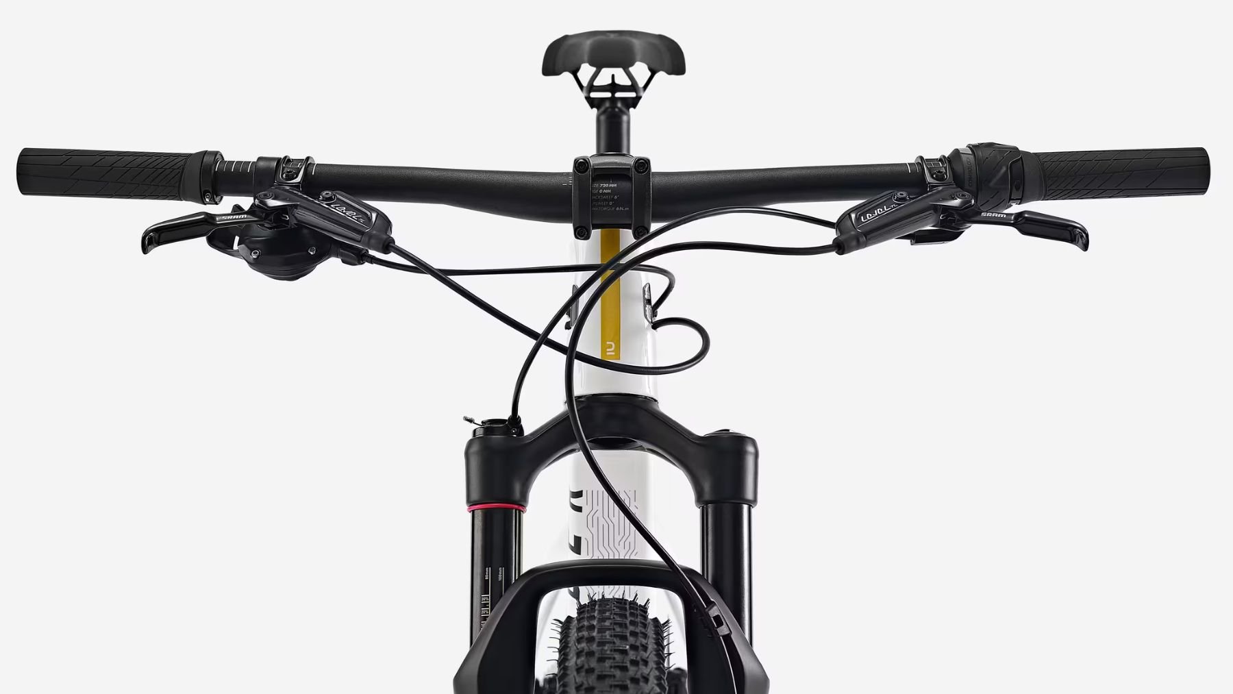 Decathlon vuelve a romper el mercado: su bicicleta de carbono se agota en horas y deja atrás a modelos que cuestan el triple