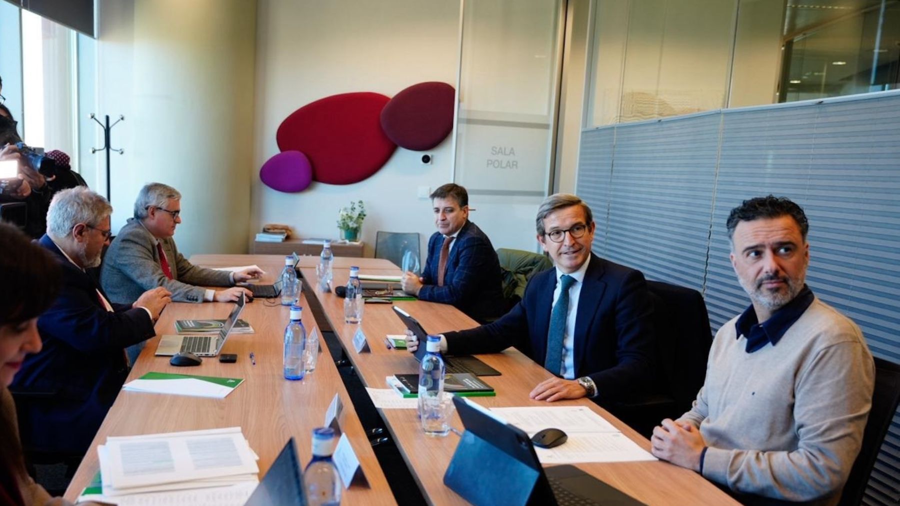 La robotización de la Junta de Andalucía ahorra a los funcionarios más de un millón de horas de trabajo