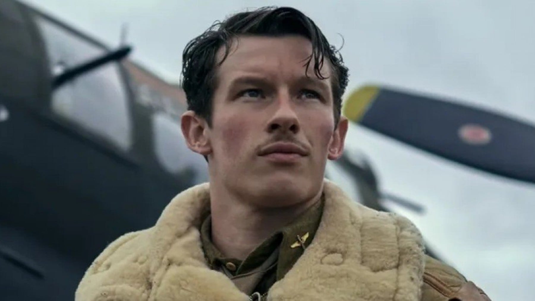 Callum Turner será el protagonista de ‘Neuromancer’ (‘Los amos del aire’, Apple TV).