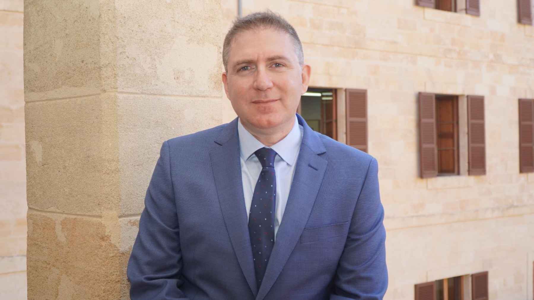 Guillem Ginard asume el departamento de Turismo del Consell de Mallorca tras la renuncia de Rodríguez