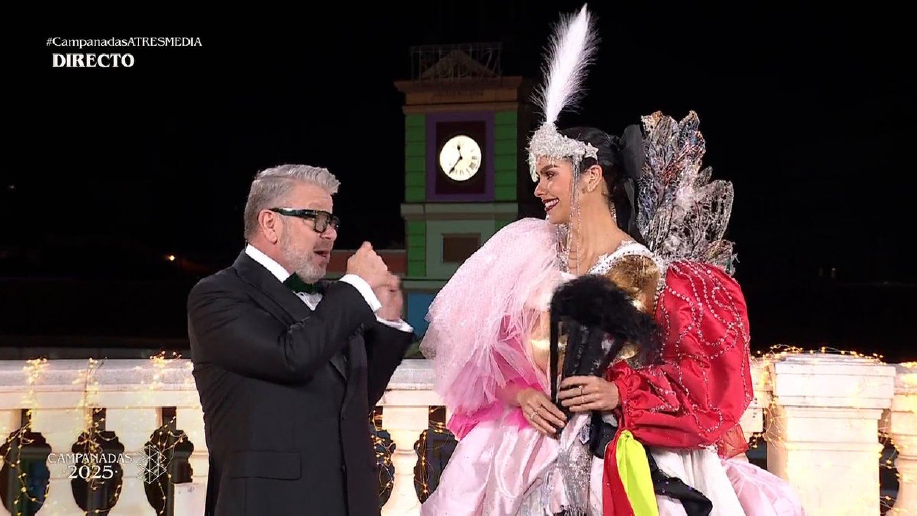 Cristina Pedroche impacta en las Campanadas 2026 con el homenaje a todos sus vestidos de Nochevieja