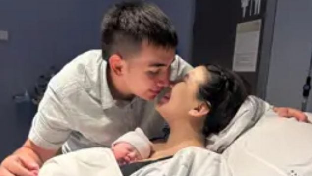 Una madre colombiana da a luz al primer bebé de Baleares de 2026