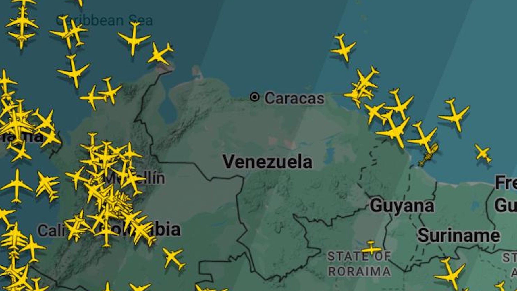 El espacio aéreo de Venezuela sigue cerrado y bajo estrecha vigilancia militar de EEUU