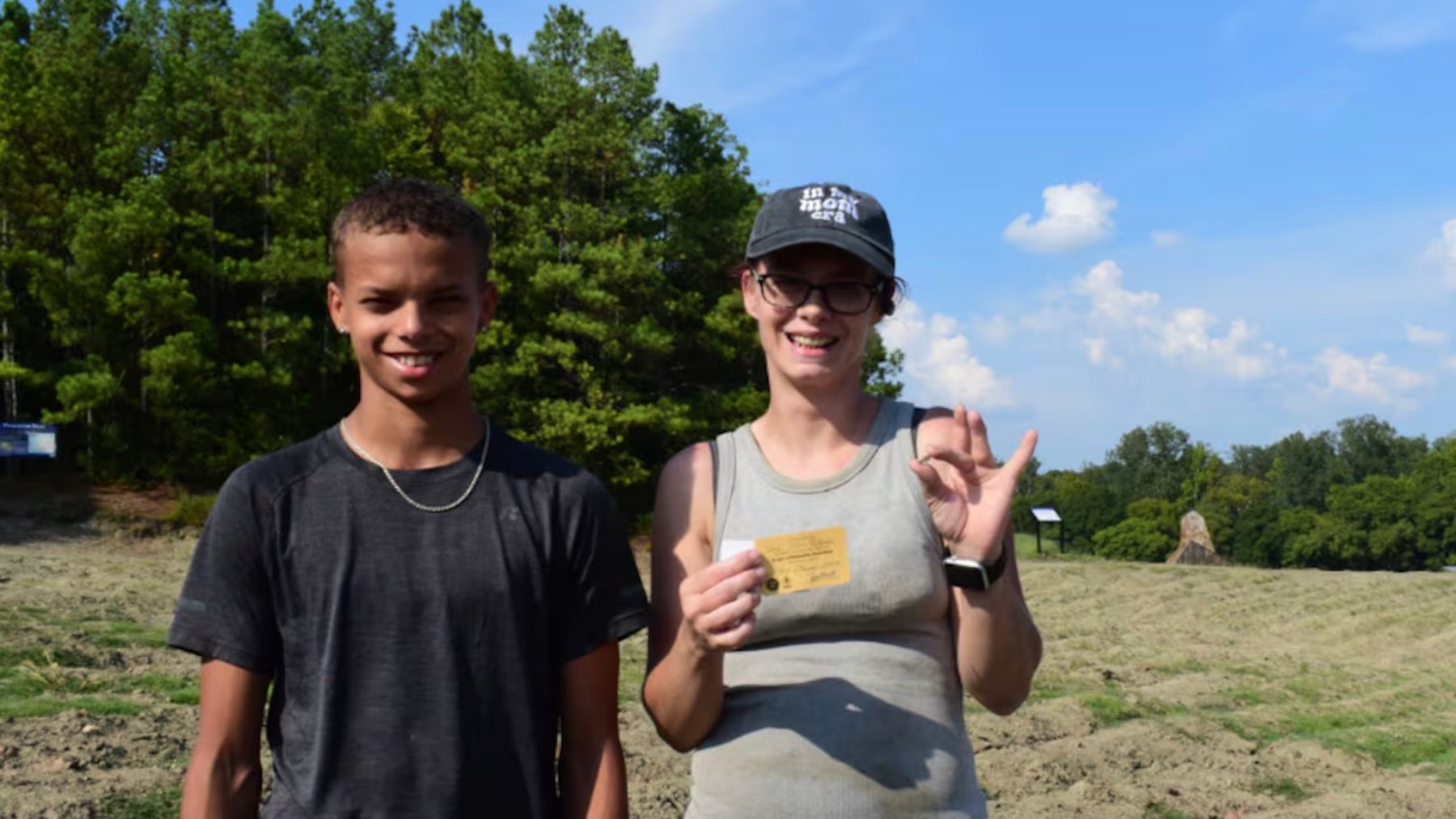 Asombroso descubrimiento: van de viaje para celebrar su cumpleaños y encuentran un diamante de 2,79 quilates