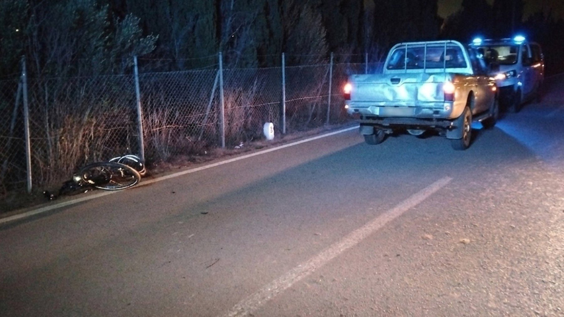 Aparatoso accidente de tráfico entre un ciclista borracho y un coche sin ITV en Palma