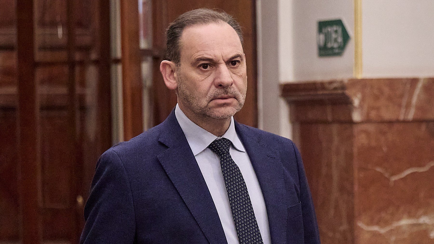 Ábalos pide a Armengol que reconsidere por indebida la suspensión de su sueldo y derechos parlamentarios