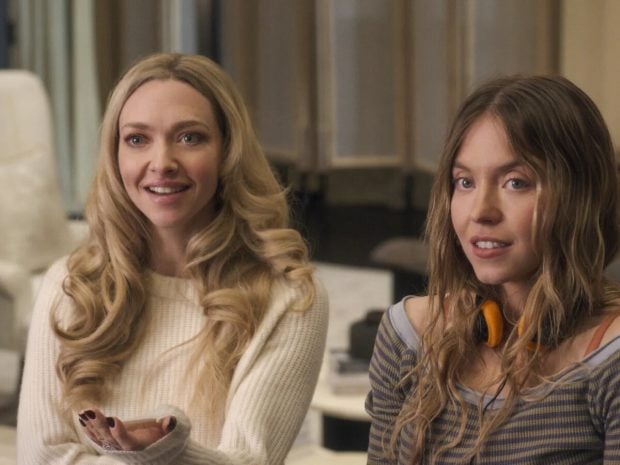 La asistenta Sydney Sweeney