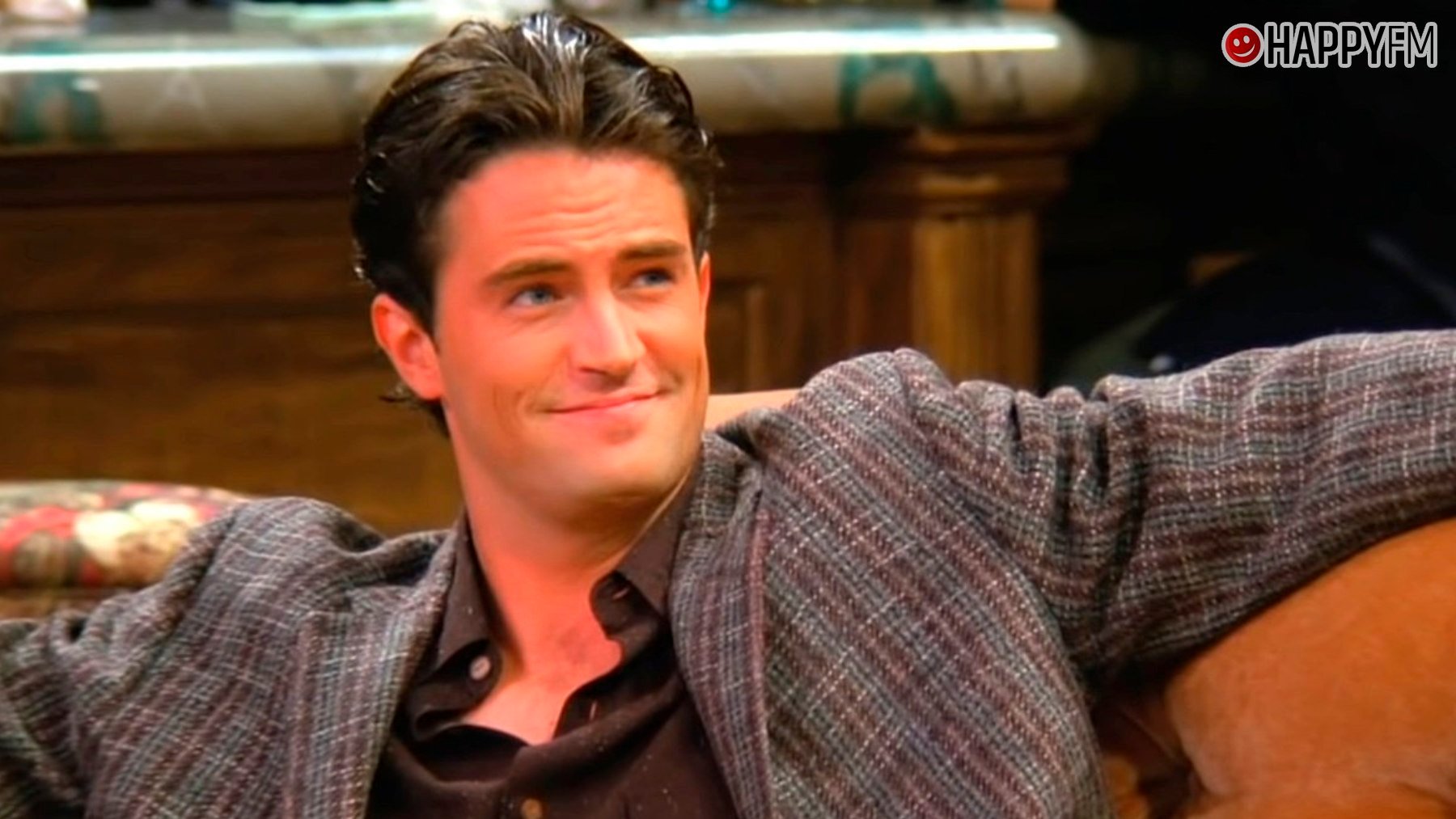 El misterioso mensaje que ha aparecido en la tumba de Matthew Perry, dos años después de su muerte