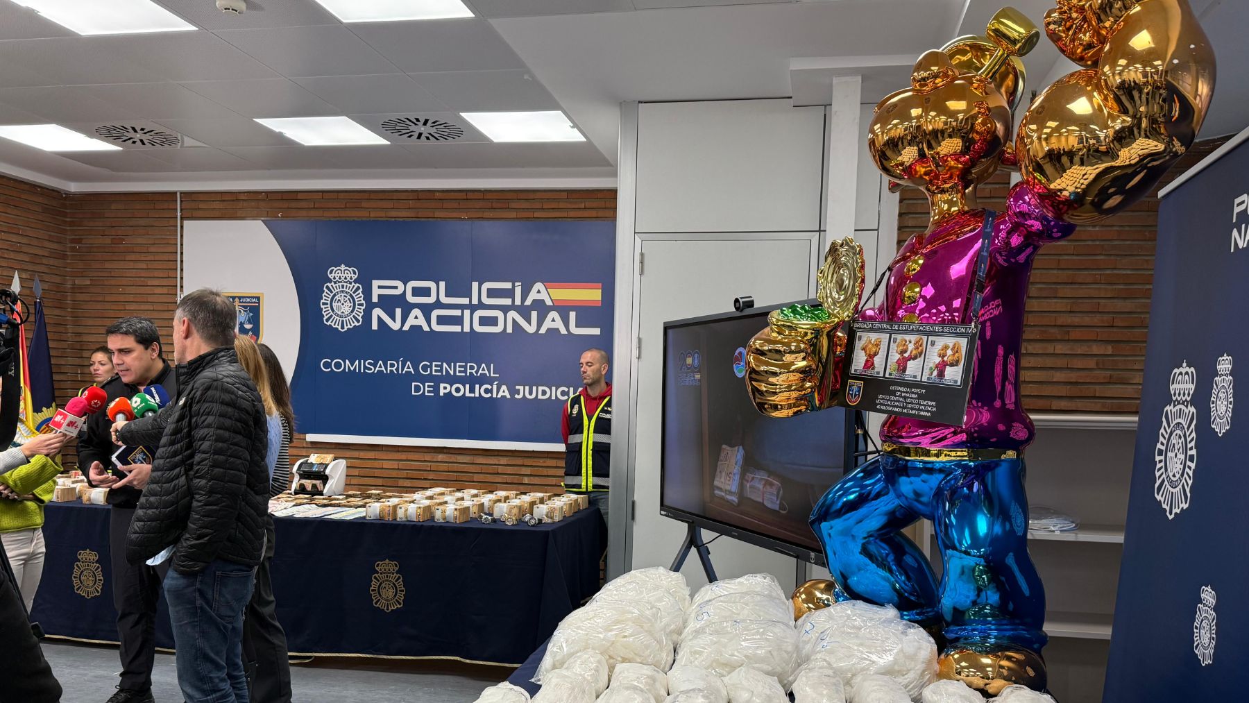 Cae el jefe del cártel de Sinaloa en España: traficaba droga en estatuas de Popeye y mármoles desde México